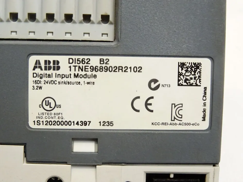 ABB DI562 B2 1TNE968902R2102 Digital Input Module