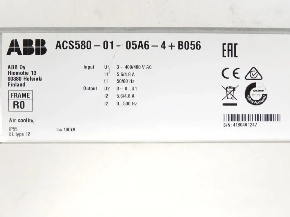 ABB Frequenzumrichter 5.6/4.8A 400/480V AC 50/60Hz 0...500Hz ACS580-01-05A6-4 + B056 / Neu