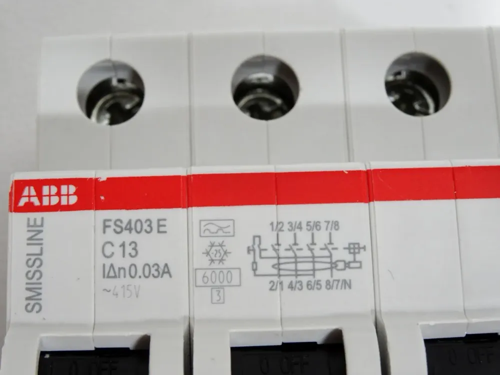 ABB Smissline 2CCL564111E0134 FS403 E C13 FI-Schutzschalter