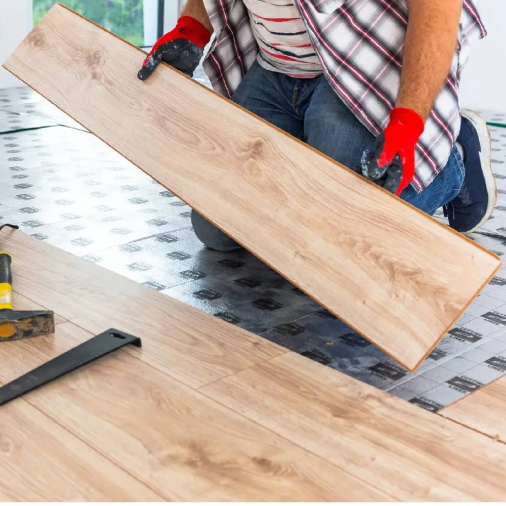 Adesivo per pavimenti legno "Pattex Parquet" di tipo vinilico secchio plastico da 5 Kg