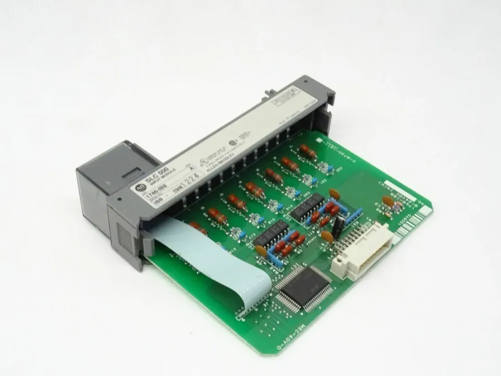 Allen Bradley SLC500 Eingabemodul 1746-IB8 Ser. / 1746IB8