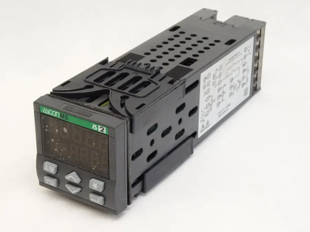 Ascon Tecnologic Controller M5-5104-0000 /C M551040000 / Neu OVP