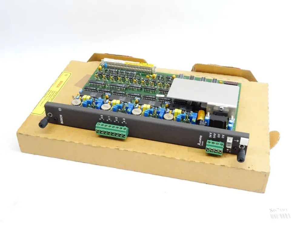Bosch Analog Output 1070047966-306 / Neu OVP