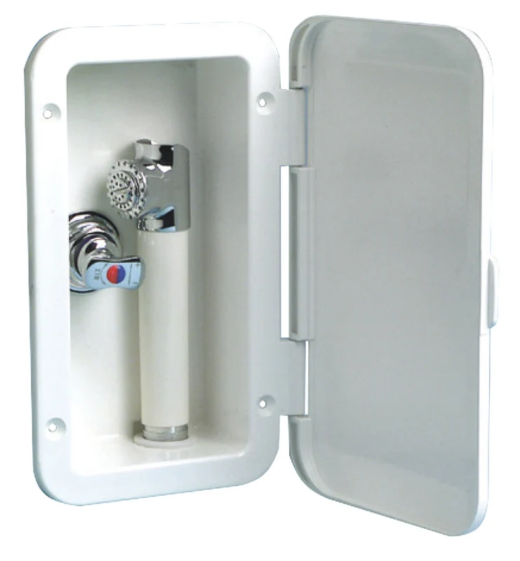 Box doccia con miscelatore tubo PVC 4 m parete