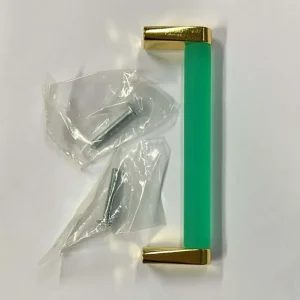CONNEX - MANIGLIA VETRO VERDE CON ANGOLARI ORO INTERASSE 96MM