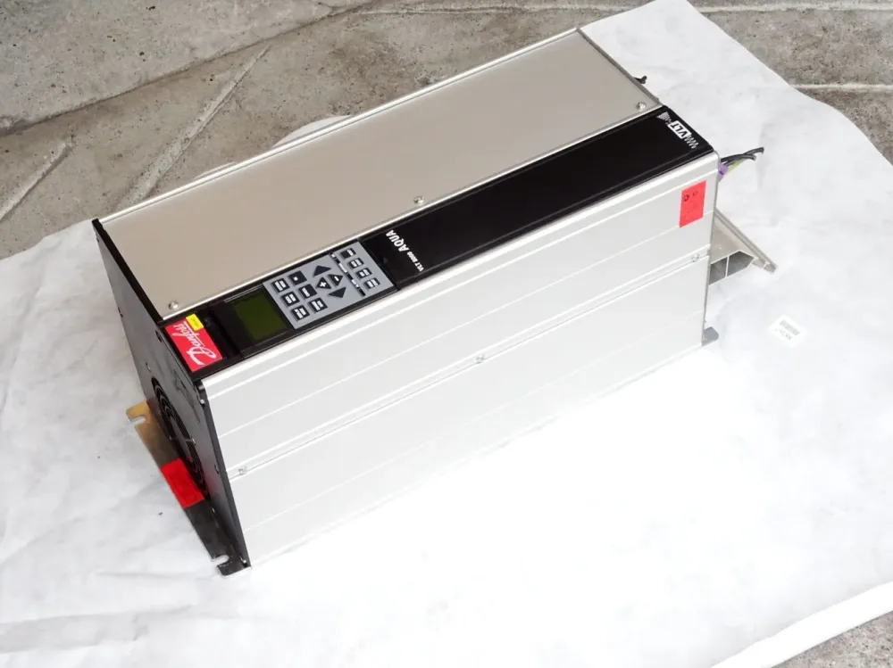 Danfoss Frequenzumrichter VLT8000 Aqua VLT8016 / 178B5989