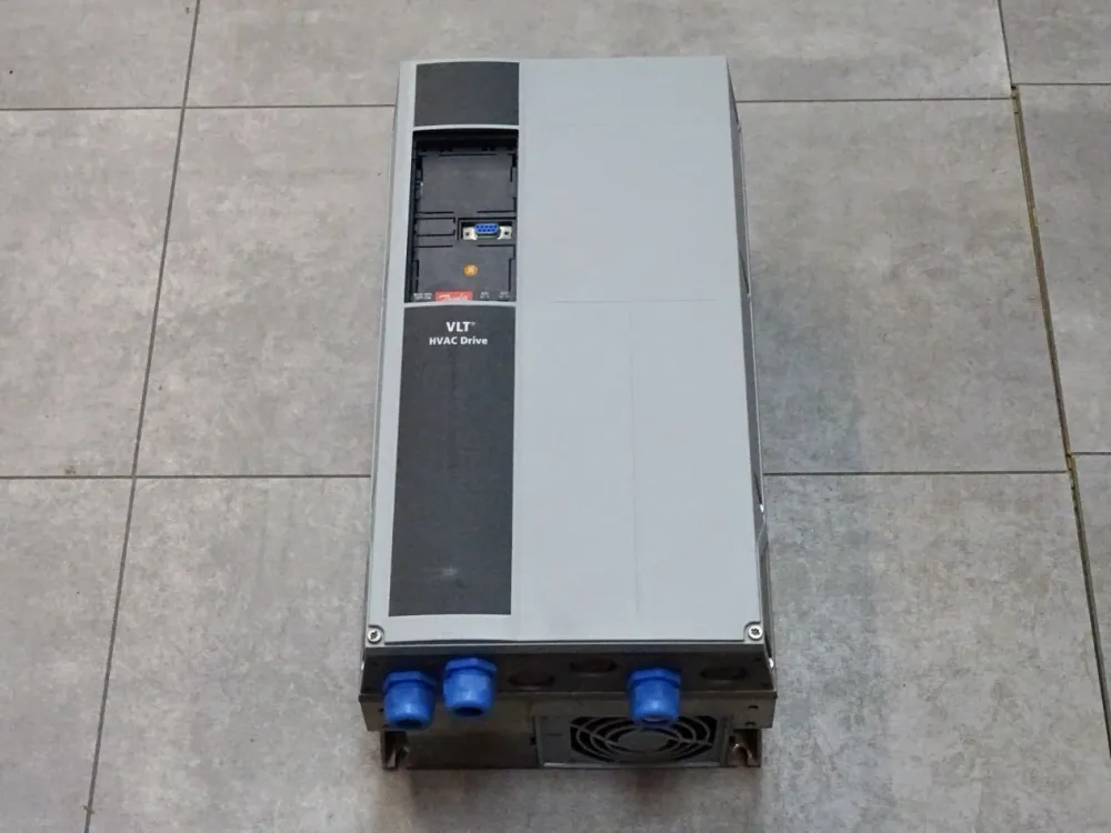 Danfoss VLT 131B4222 FC-102P2K2T4E55H1 Frequenzumrichter 2.2kW