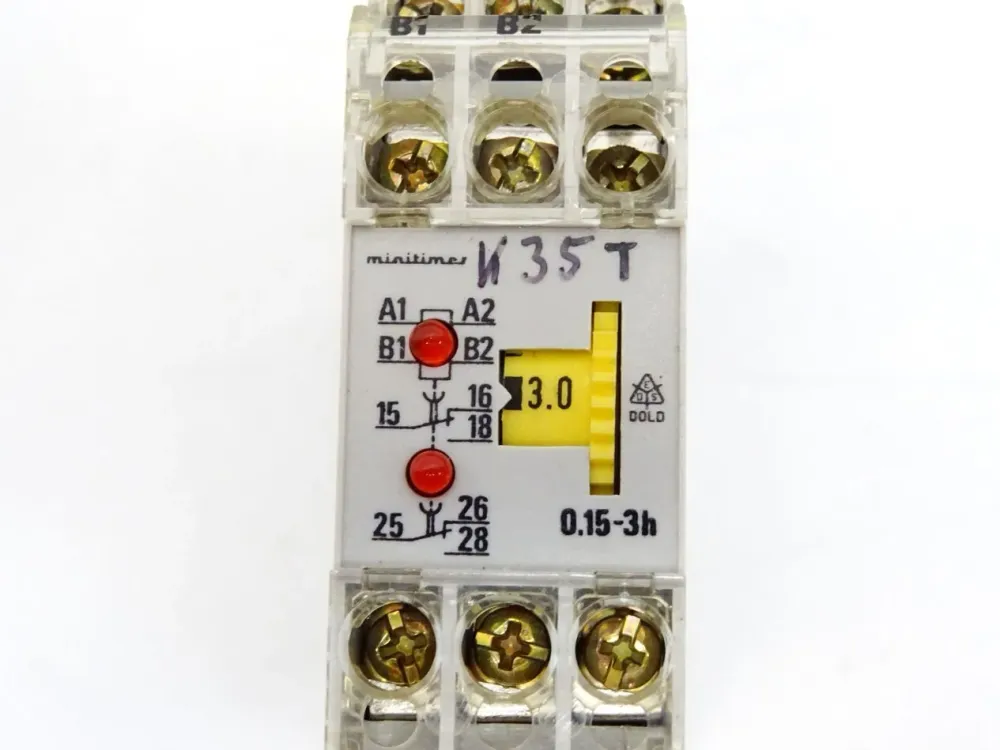 E.Dold & Söhne MK9962.81 Zeitrelais