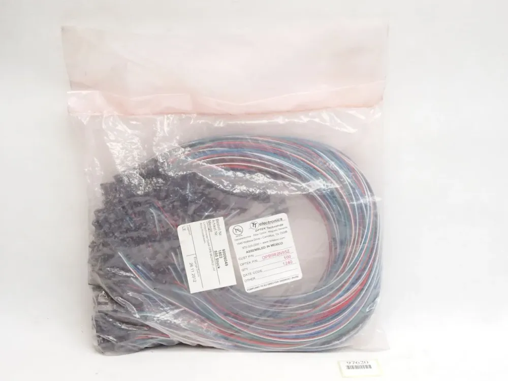 TT electronics OPTEK Technology Fiber Optics OPB982N55Z / Inhalt : 100 Stück / Neu OVP