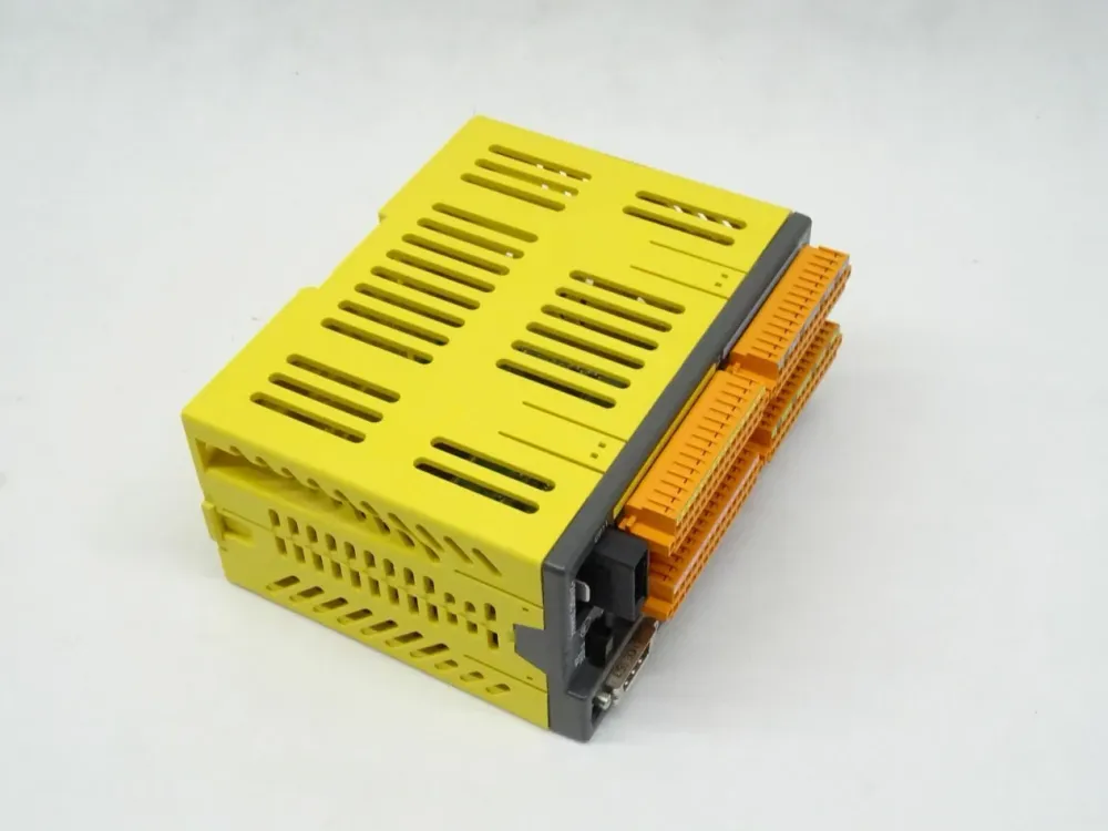 Fanuc A03B-0823-C011 Terminal I/0 Basic Modul A03B-0823-CO11 - NEU
