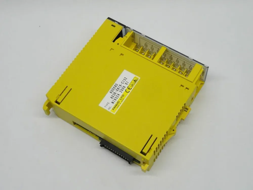 Fanuc A0D08D digitale Ausgabeeinheit A03B-0819-C152 // N16524 2006 01 NEU