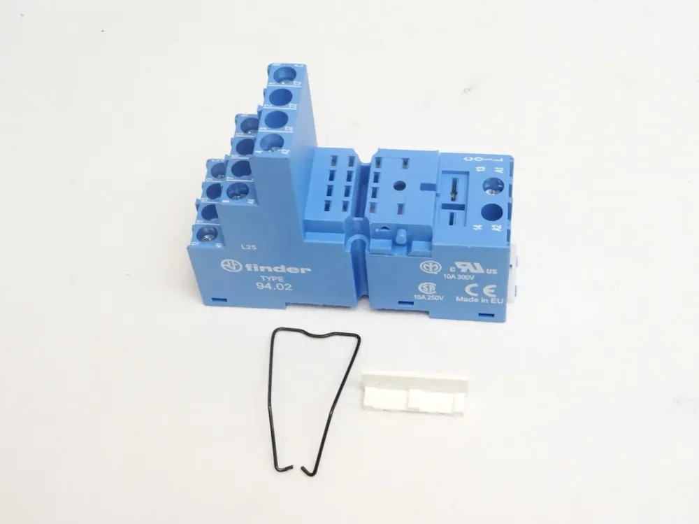 Finder 94.02 / 9402SMA / Neu