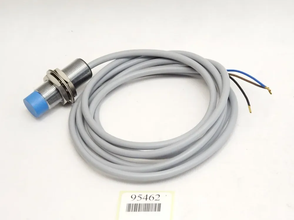 Ipf electronic Sensor Induktiv IN180106 / Neu