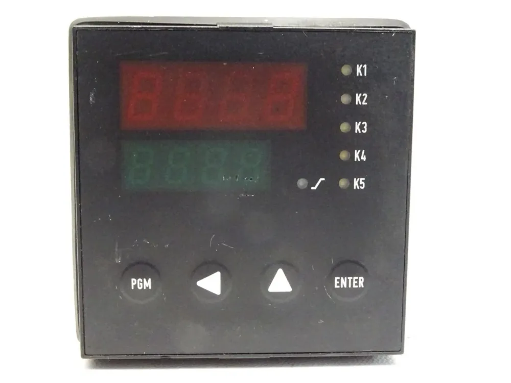 Jumo Temperaturregler 703030/50-044-000-00-001-01 / 000
