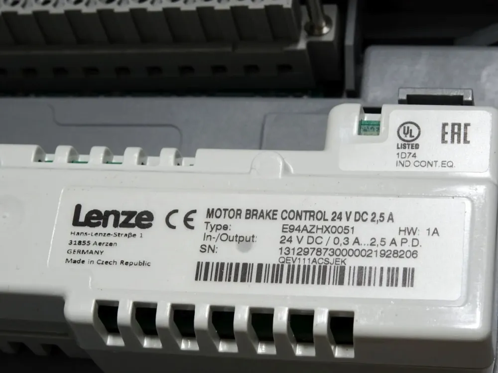Lenze Backplane 15253341 E94AZPS0244 + Motor Brake E94AZHX0051 / Neu OVP