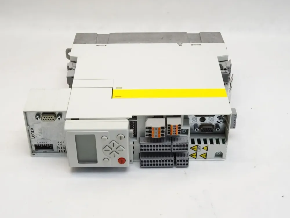 Lenze Frequenzumrichter 8400 TopLine C E84AVTCE7514SB0 0.75kW