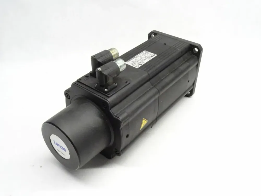 LENZE MCS14L15-SRMP1-B24N-ST5S00N-R0SU - Servomotor NEU-OVP