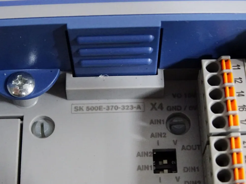 Nordac SK 500E-370-323- SK500E-370-323- Frequenzumrichter 0.37kW