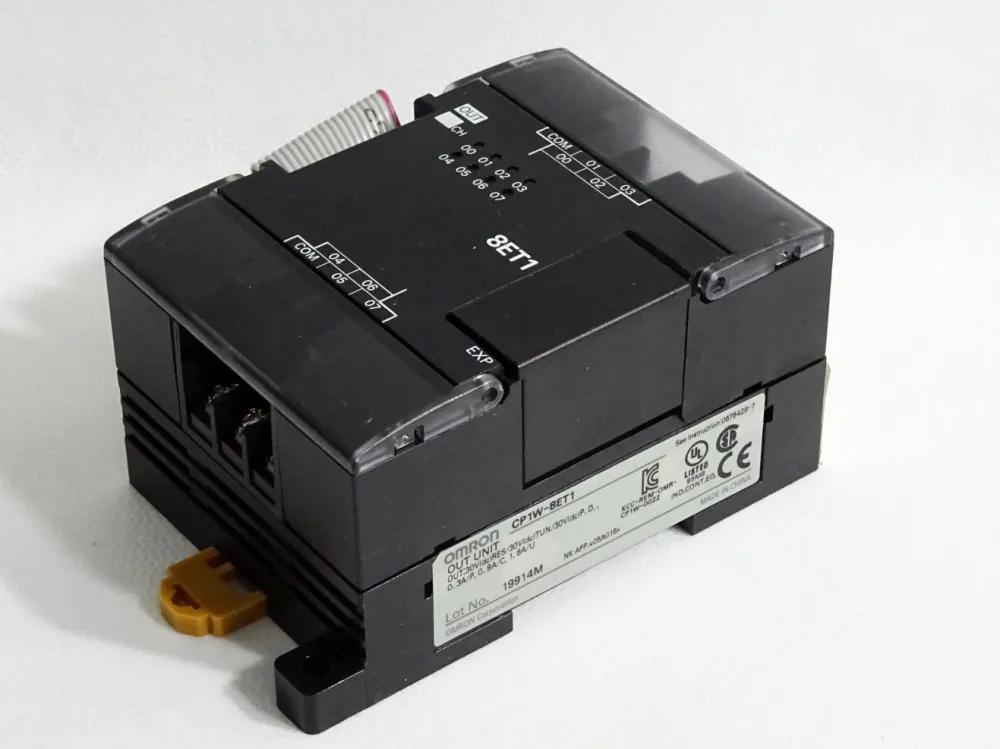 Omron Ouptut Unit CP1W-8ET1