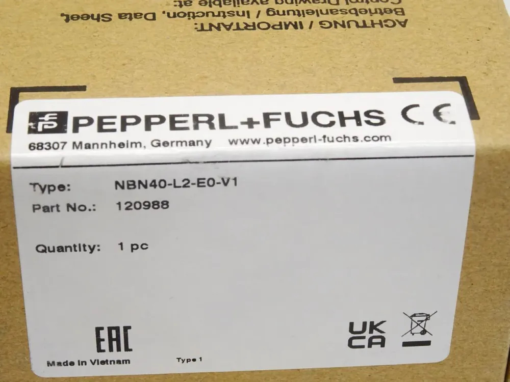 Pepperl+Fuchs Induktiver Sensor NBN40-L2-E0-V1 120988 / Neu OVP