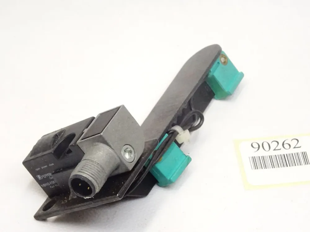 Pepperl+Fuchs NBN2-F581-100S4-E8-V1 / 184688
