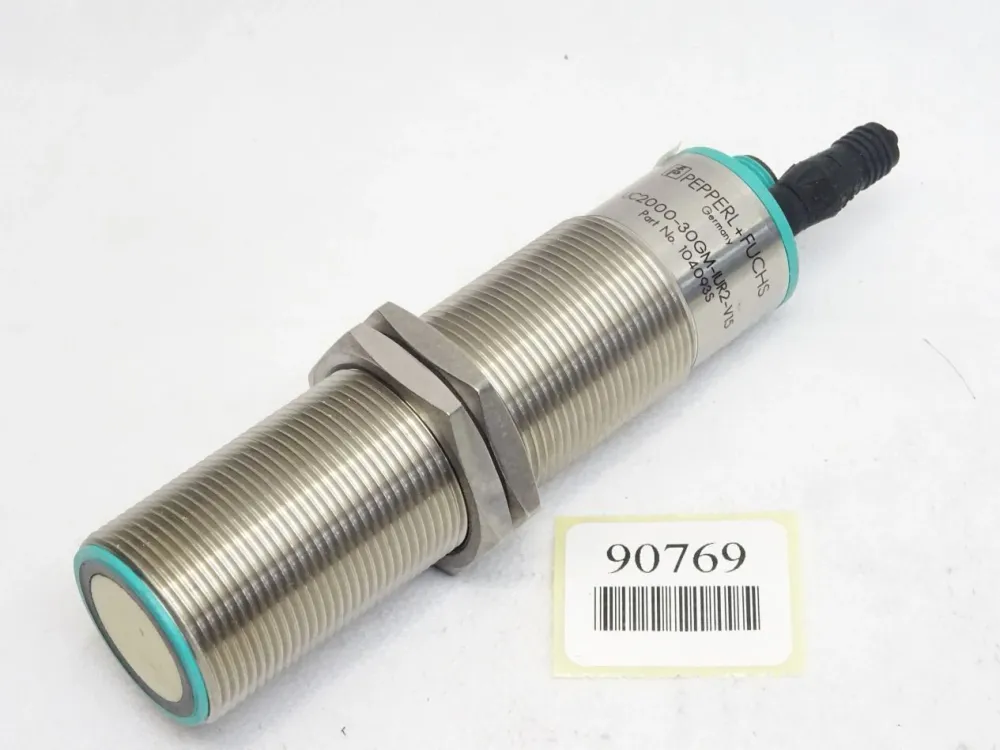 Pepperl+Fuchs UC2000-30GM-IUR2-V15 / 104093 S / Neu