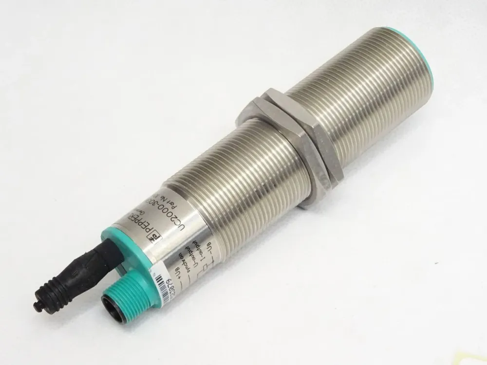 Pepperl+Fuchs UC2000-30GM-IUR2-V15 / 104093 S / Neu