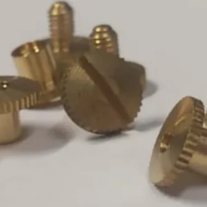 4 PEZZI - GIUNZUONI PER ASSEMBLAGGIO MOBILI - MASCHI E FEMMINE - OTTONE LUCIDO 4x5MM