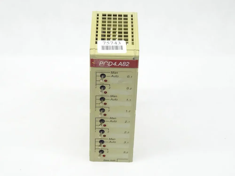 Saia PCD4.A820 Digital Output Switch Auto-Man 4x2 Relay#