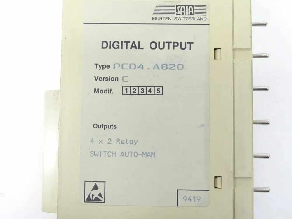 Saia PCD4.A820 Digital Output Switch Auto-Man 4x2 Relay#