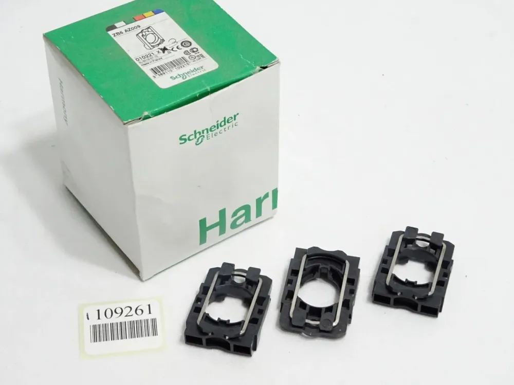 Schneider Electric Befestigungsflansch ZB5 AZ009 010221 / Inhalt:3 Stück / Neu OVP