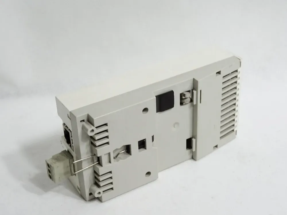 Schneider Electric Ethernet TCP/Ip switch 499NES25100