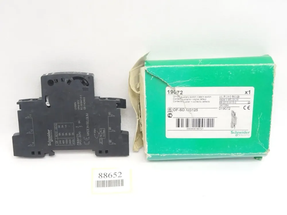 Schneider Electric -SD NG125 / 19072 / Switch / Neu OVP