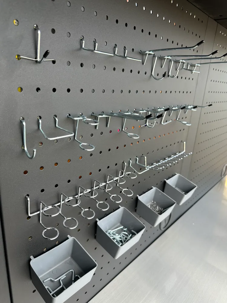 Set Ganci per Arredo Officina Workshopitaly MPS Total Black 140pz.
