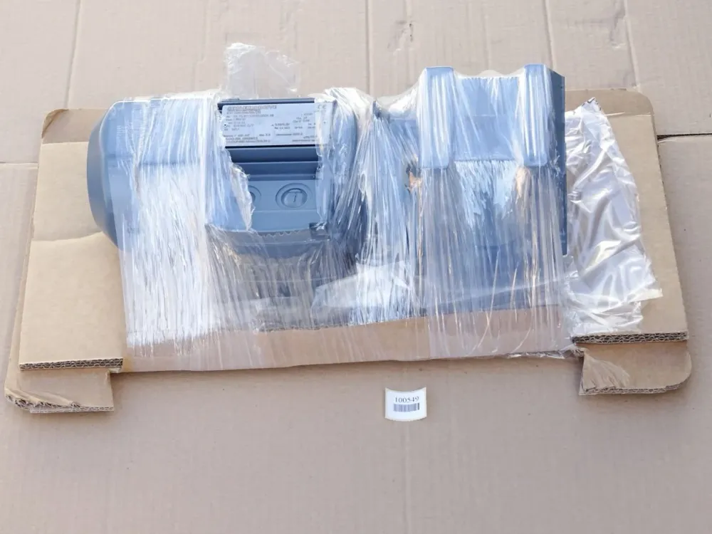 SEW Eurodrive Getriebemotor S37 DR63S4/BR/TH S37DR63S4/BR/TH 1380/32 r/min 0.12 kW S1 i=43.68 / Unused