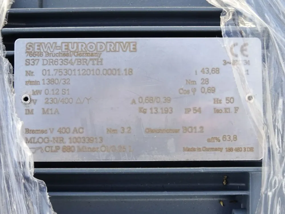 SEW Eurodrive Getriebemotor S37 DR63S4/BR/TH S37DR63S4/BR/TH 1380/32 r/min 0.12 kW S1 i=43.68 / Unused