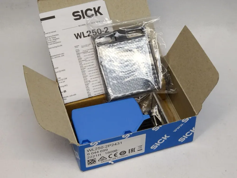 Sick Kompakt-Lichtschranke 6044699 WL250-2P2431 / Neu OVP
