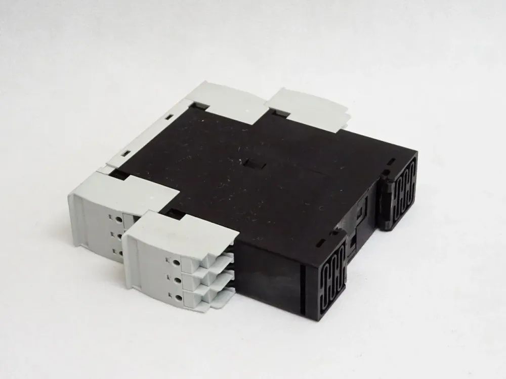 Siemens 3UG4651-2AW30 Digitales Überwachungsrelais
