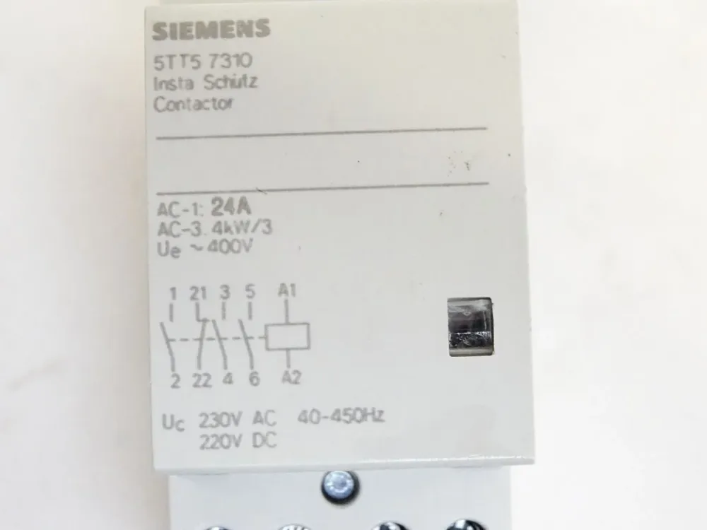 Siemens 5TT57310 Insta Schütz / Neu