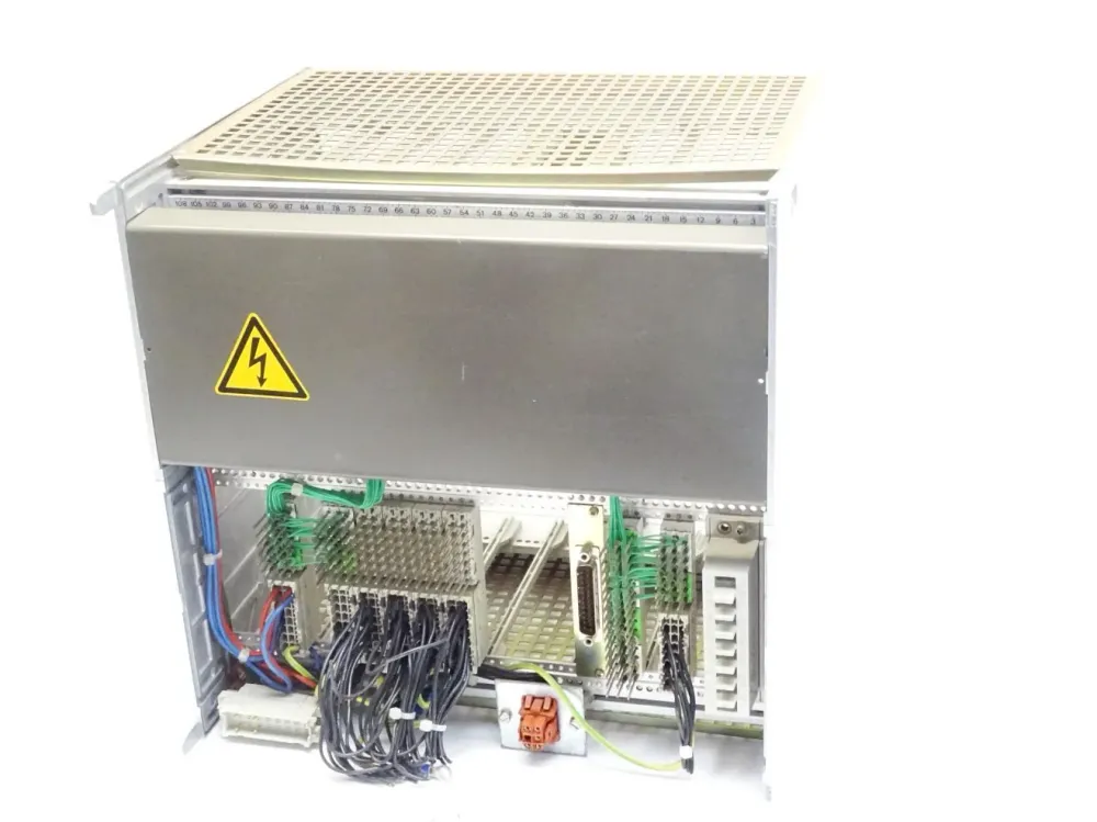Siemens 7SA5015-3FA31-1BA0 / Digitaler Abzweigschutz