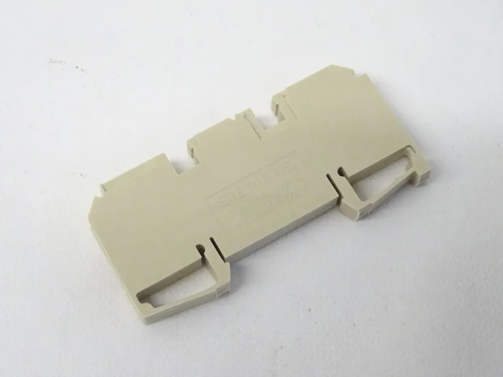 Siemens 8WA1011-1MH15 / 8WA1 011-1MH15 1 Stück Messtrennklemme 66mm² 14-8AWG NEU