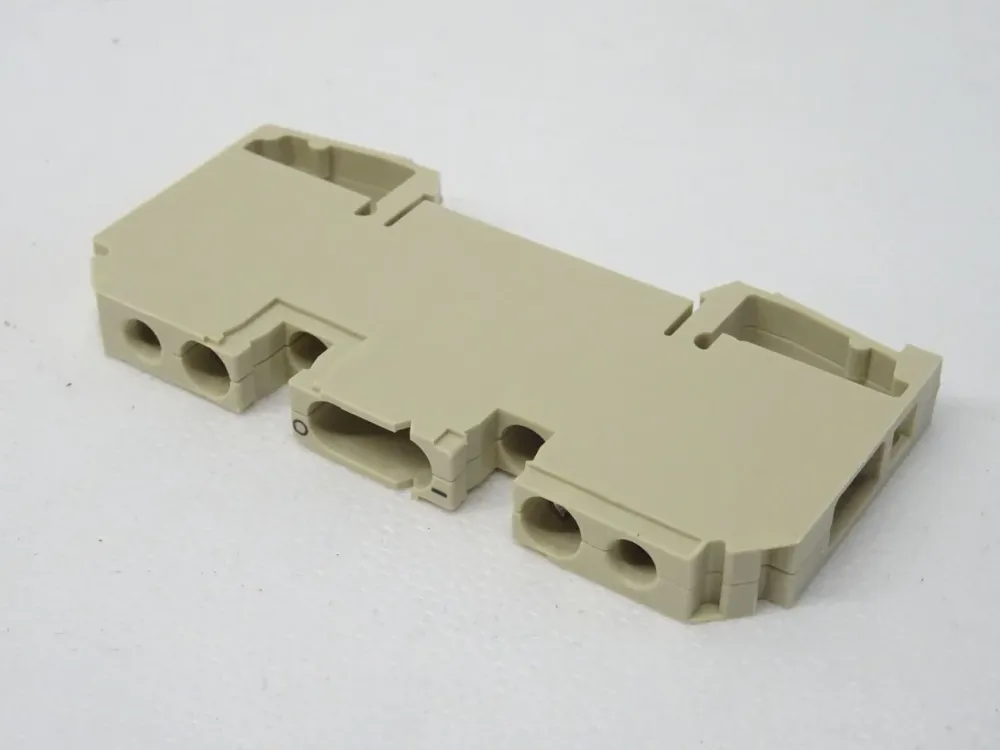 Siemens 8WA1011-1MH15 / 8WA1 011-1MH15 1 Stück Messtrennklemme 66mm² 14-8AWG NEU