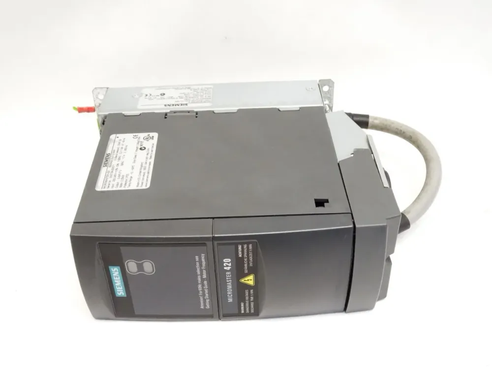 Siemens Micromaster420 6SE6420-2UC12-5AA1 6SE6 420-2UC12-5AA1 6SE6400-2FL01-0AB0 0.25kW