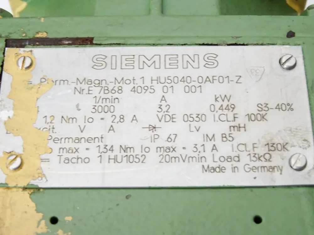 Siemens Permanent Magnet Motor Servomotor 1HU5040-0AF01-Z 3000min-1