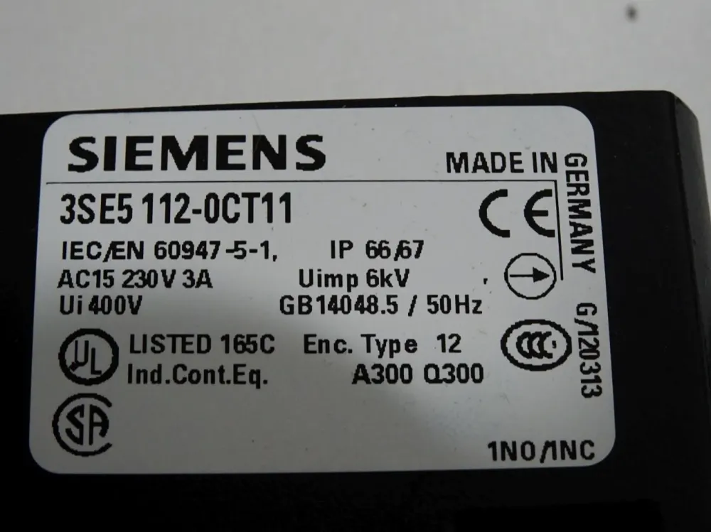 Siemens Positionsschalter 3SE5112-0CT11 / Neu OVP