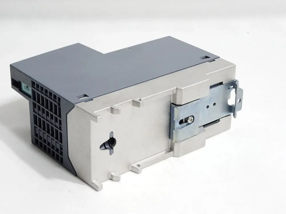 Siemens Scalance XC206-2 Ethernet Switch 6GK5206-2BB00-2AC2