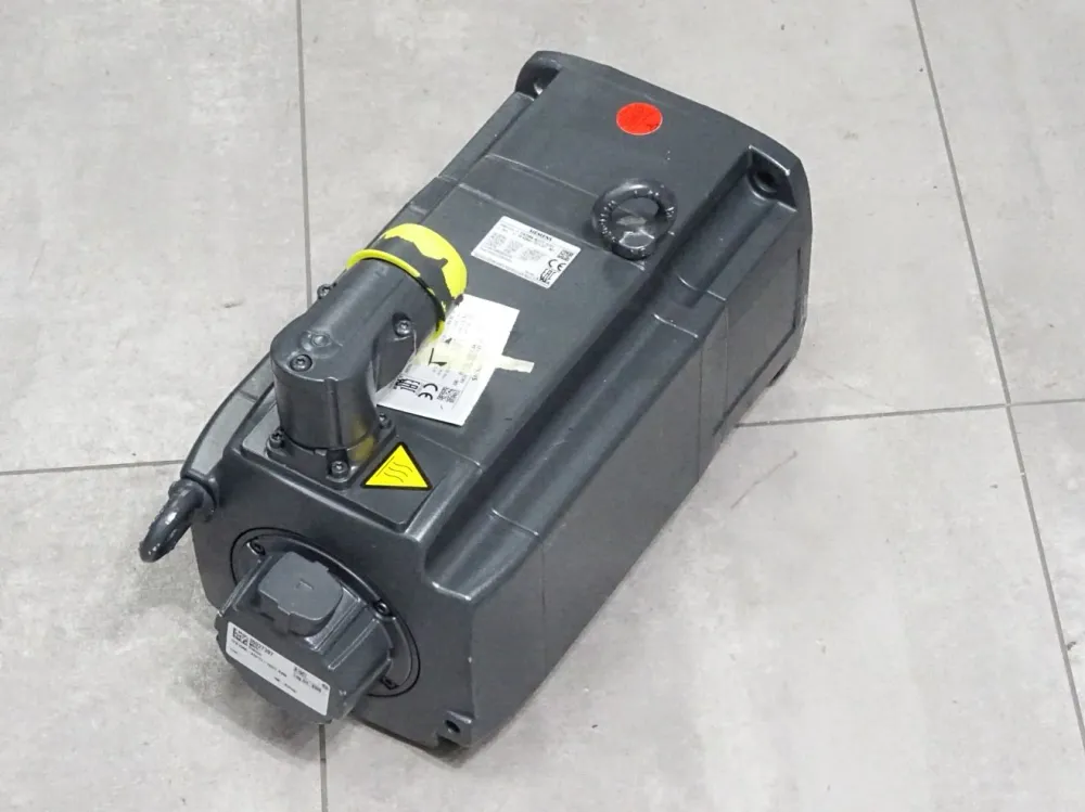 Siemens Simotics Servomotor 1FK7086-4CF71-1CH1 3000/min / Erneuert
