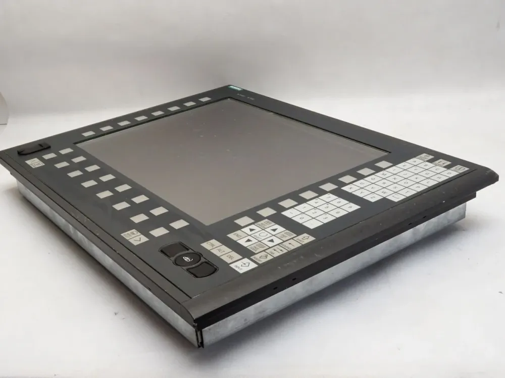 Siemens Sinumerik Bedientafelfront TP015A 6FC5203-0AF08-0AA0 Panel Series P9