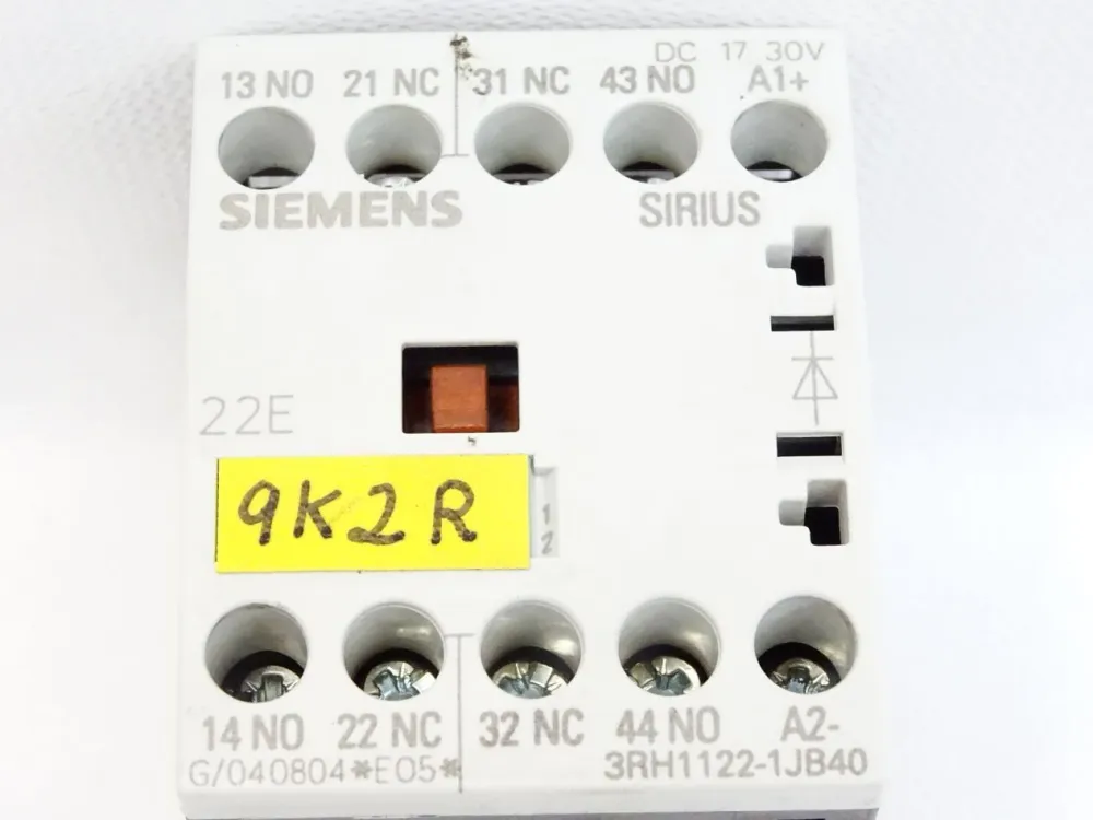 Siemens Sirius 3RH1122-1JB40 Koppelschütz