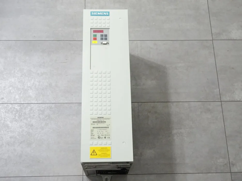 Siemens Wechselrichter Simovert 6SE7023-4TC61-Z G93+ B inkl. 6SE7090-0XX84-0AB0